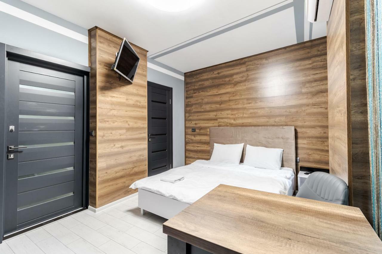 Balabana Red Apartment Lvov Exteriér fotografie